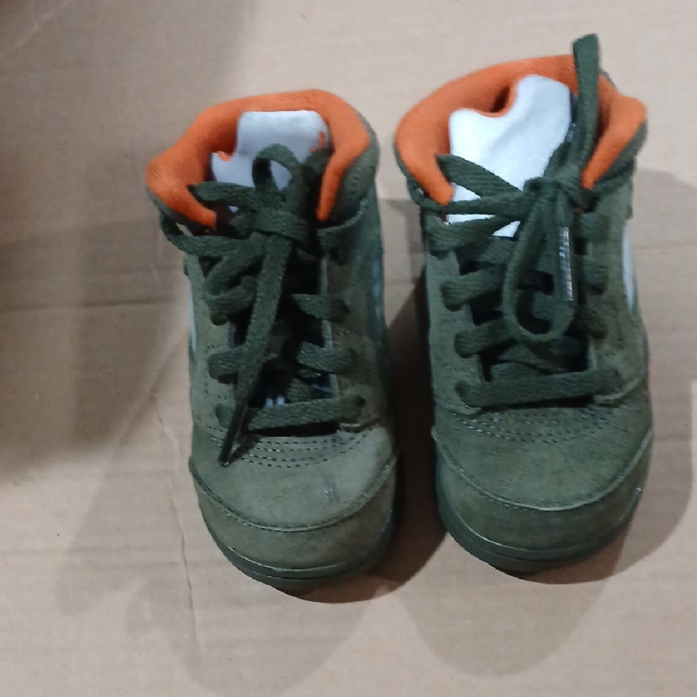 Final $7  Nike Green and Orange Sneakers with Suede Upper Sz. 6.5